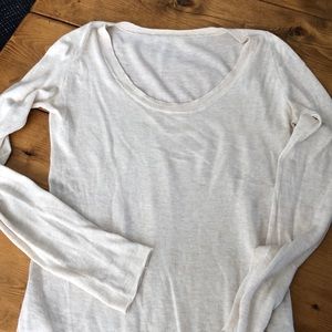 Women’s long sleeve top